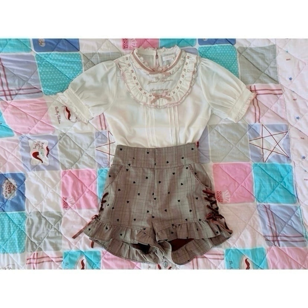 1 Liz Lisa outfit bundle